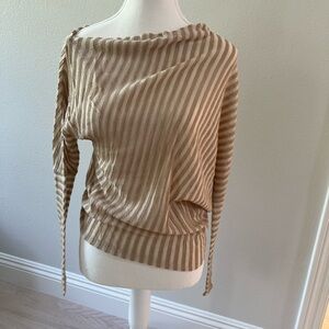 Reiss NWT. Beautiful asymmetrical top